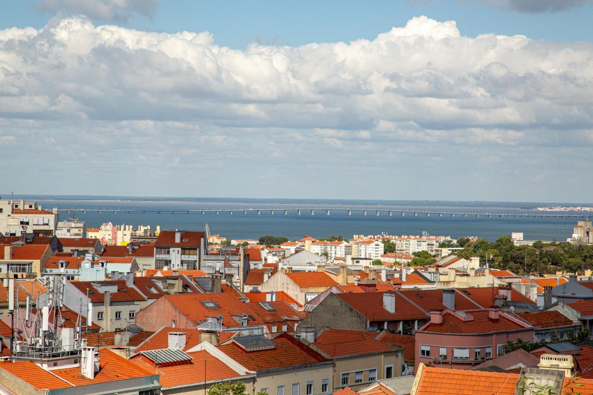 דירות ליסבון Miradouro Penha De Franca Duplex מראה חיצוני תמונה